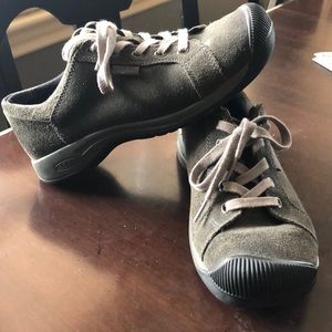 Keen shoes